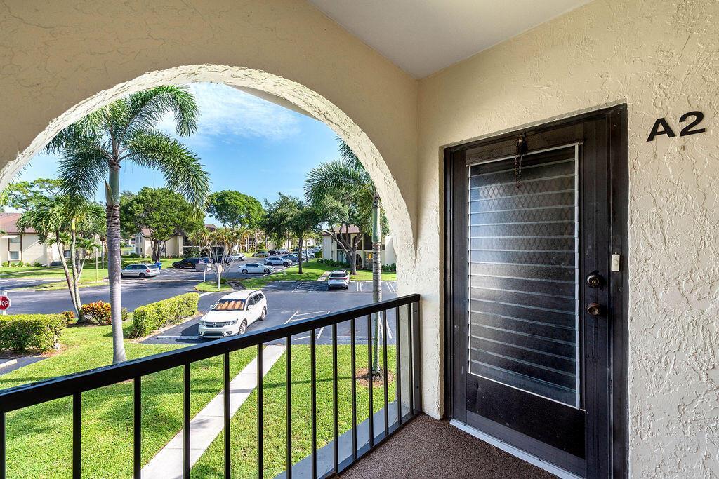 141 Lake Pine Circle # 2, FL 33463