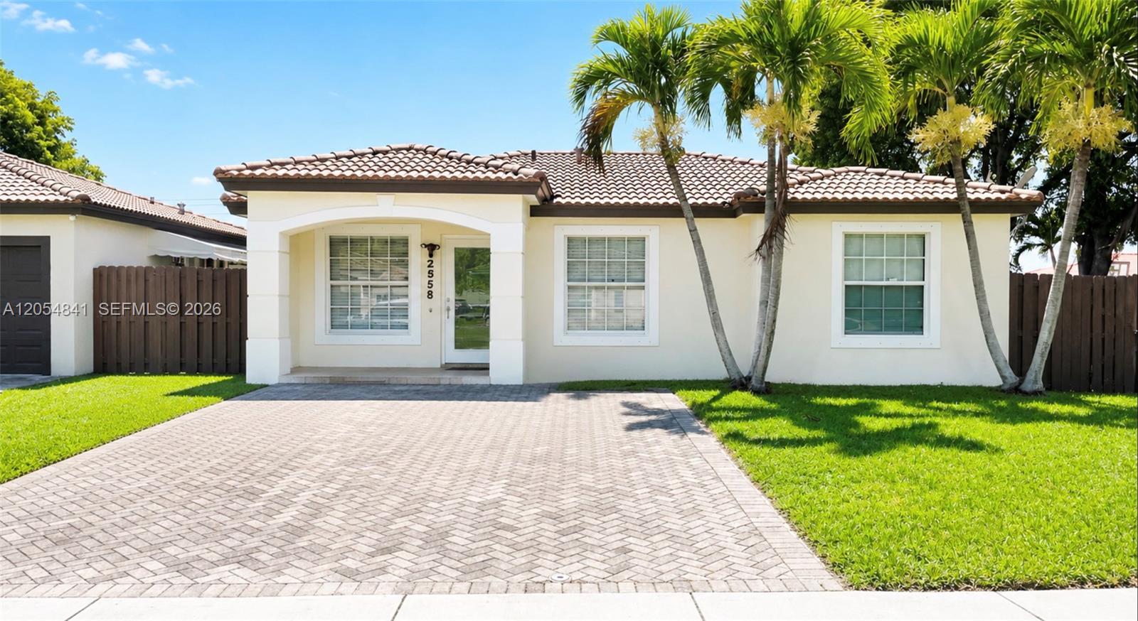 25586 SW 138th Pl, Homestead FL 33032