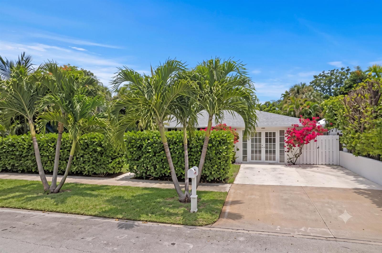 233 MARYLAND Drive, FL 33460
