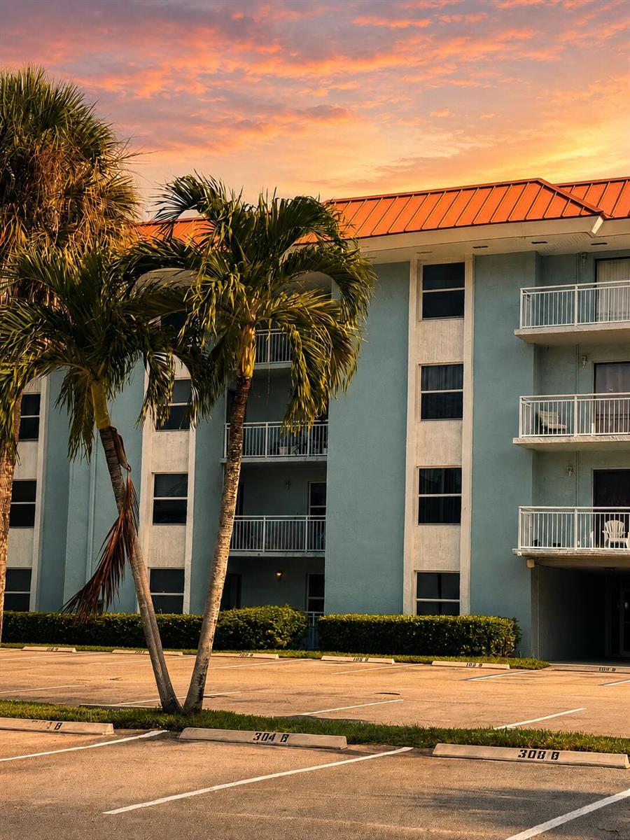 505 S PINE ISLAND Road # B310, Plantation FL 33324