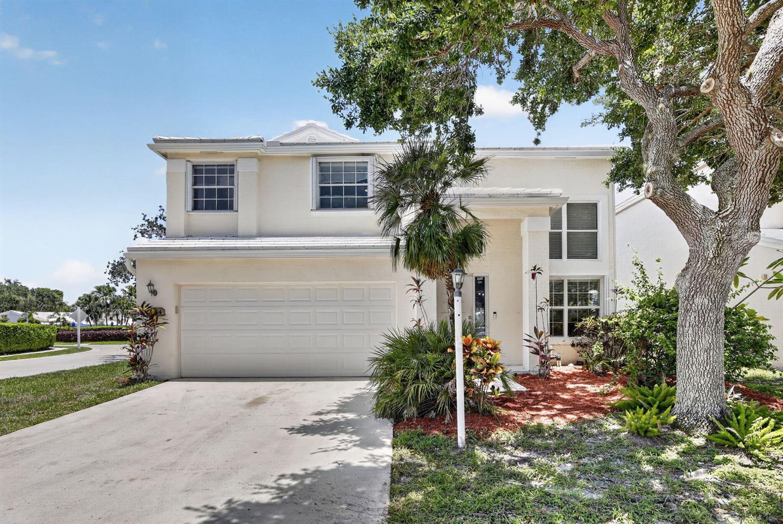 9444 NW 8th Circle, Plantation FL 33324