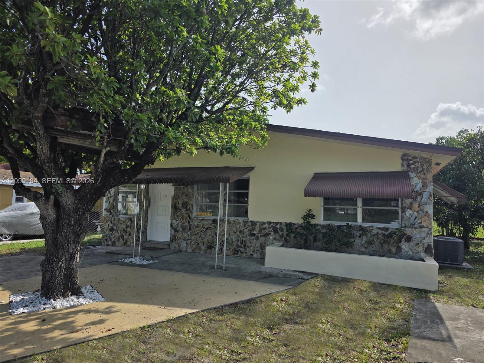46 NW 14th Ct, Dania Beach FL 33004