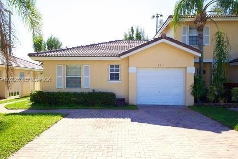 8978 NW 53rd St, Sunrise FL 33351