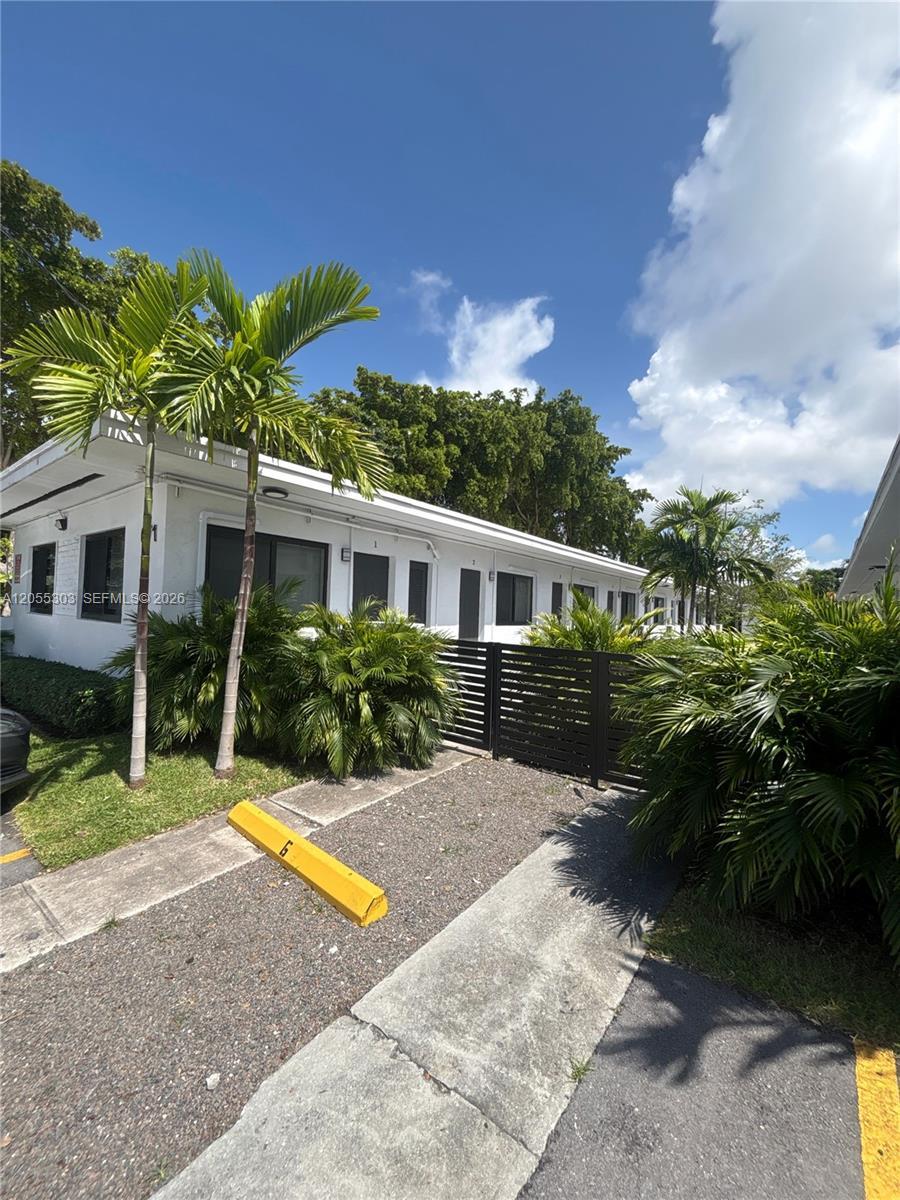 671 SW 7th St # 7, Miami FL 33130