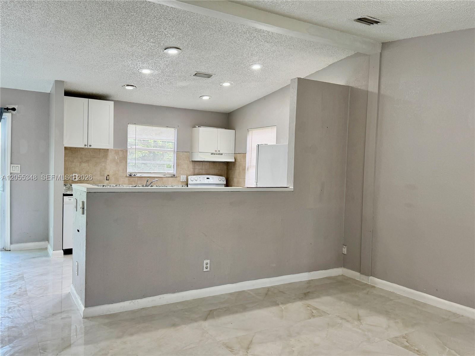 7541 Atlanta St # 7541, Hollywood FL 33024