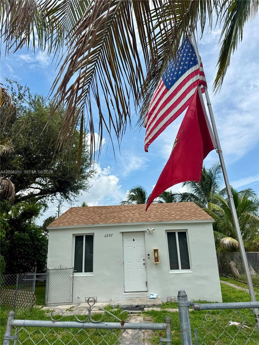 2237 Wilson St # C, Hollywood FL 33020