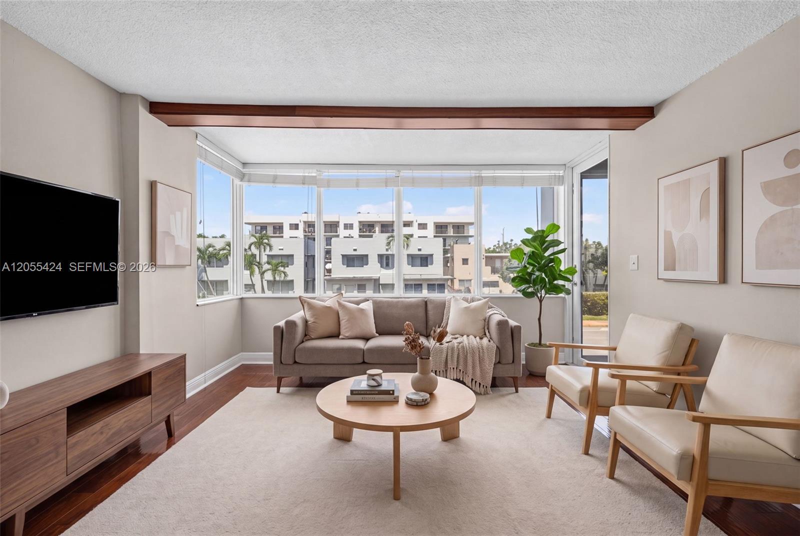 8233 Harding Ave # 208, Miami Beach FL 33141