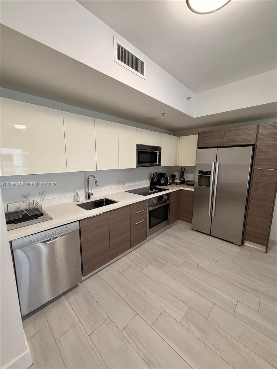 1010 SW 2nd Ave # 707, Miami FL 33130