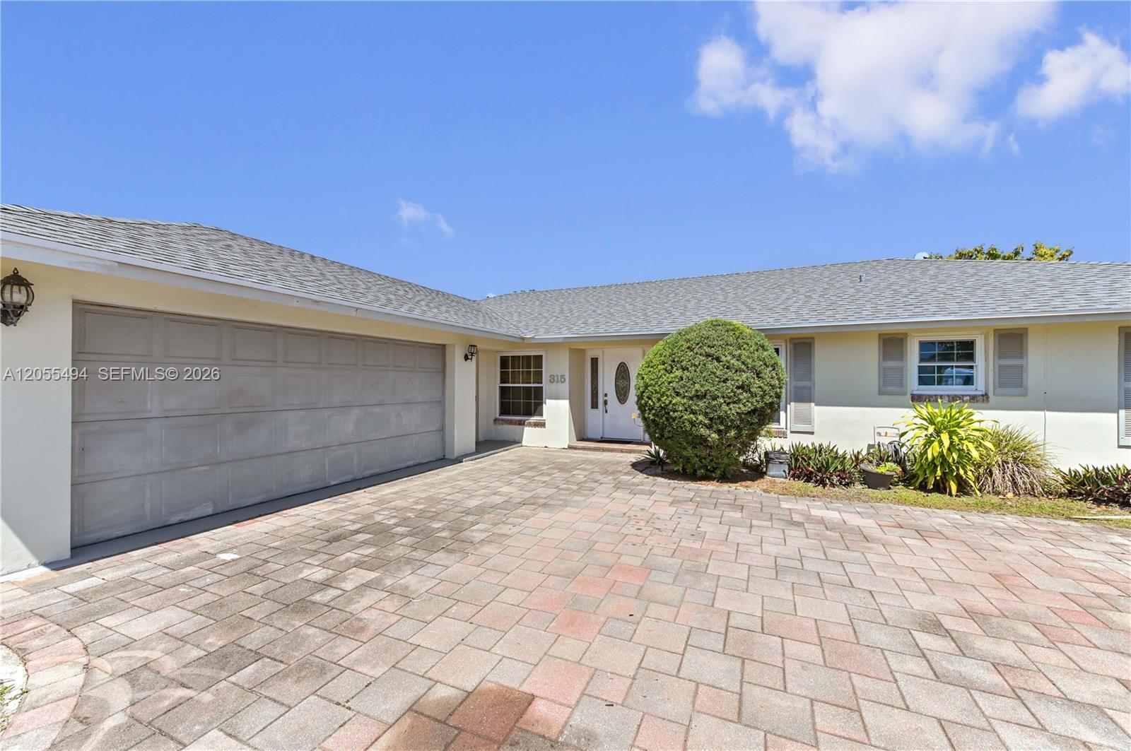 315 SW 12th Ave, Boynton Beach FL 33435
