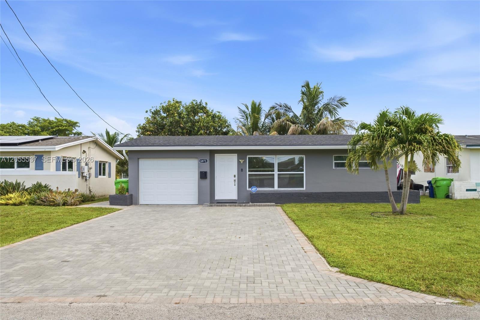 6871 NW 28th St, Sunrise FL 33313