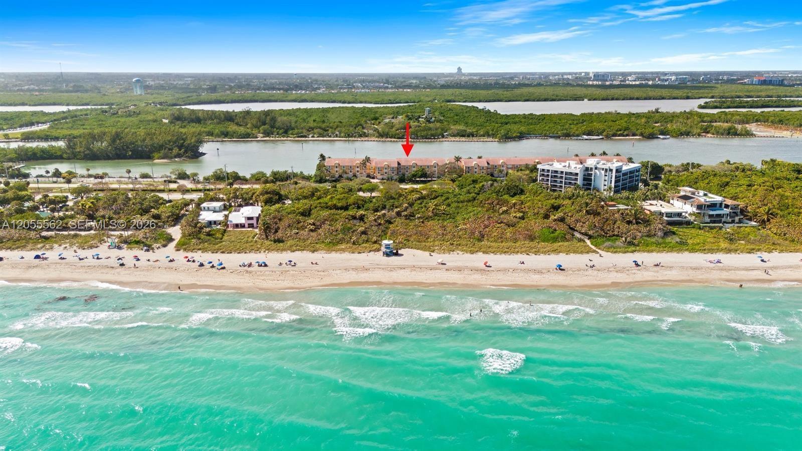 4234 N Ocean Dr, Hollywood FL 33019