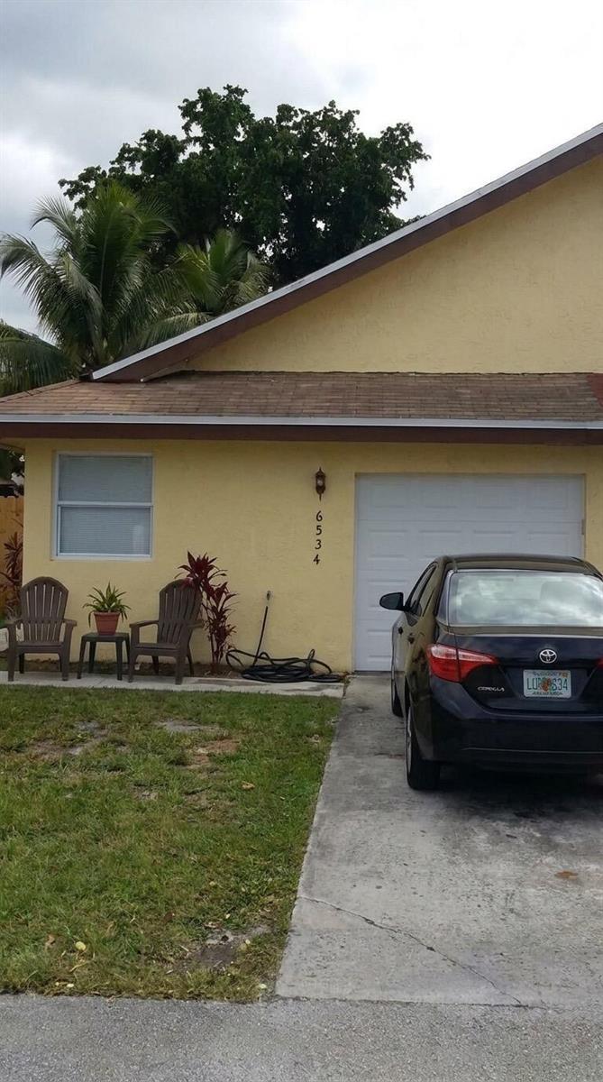 6534 HARBOUR Road, North Lauderdale FL 33068