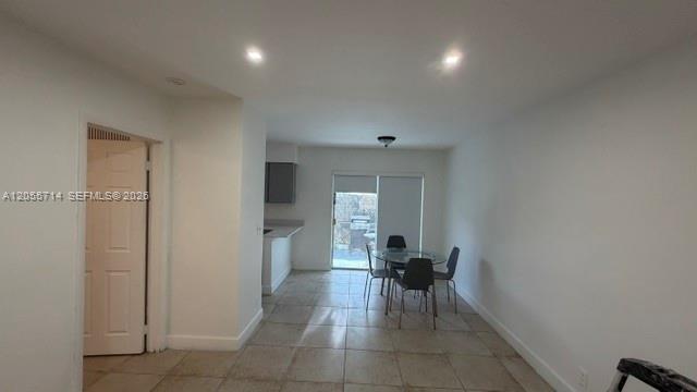 2450 Lincoln St # 12, Hollywood FL 33020