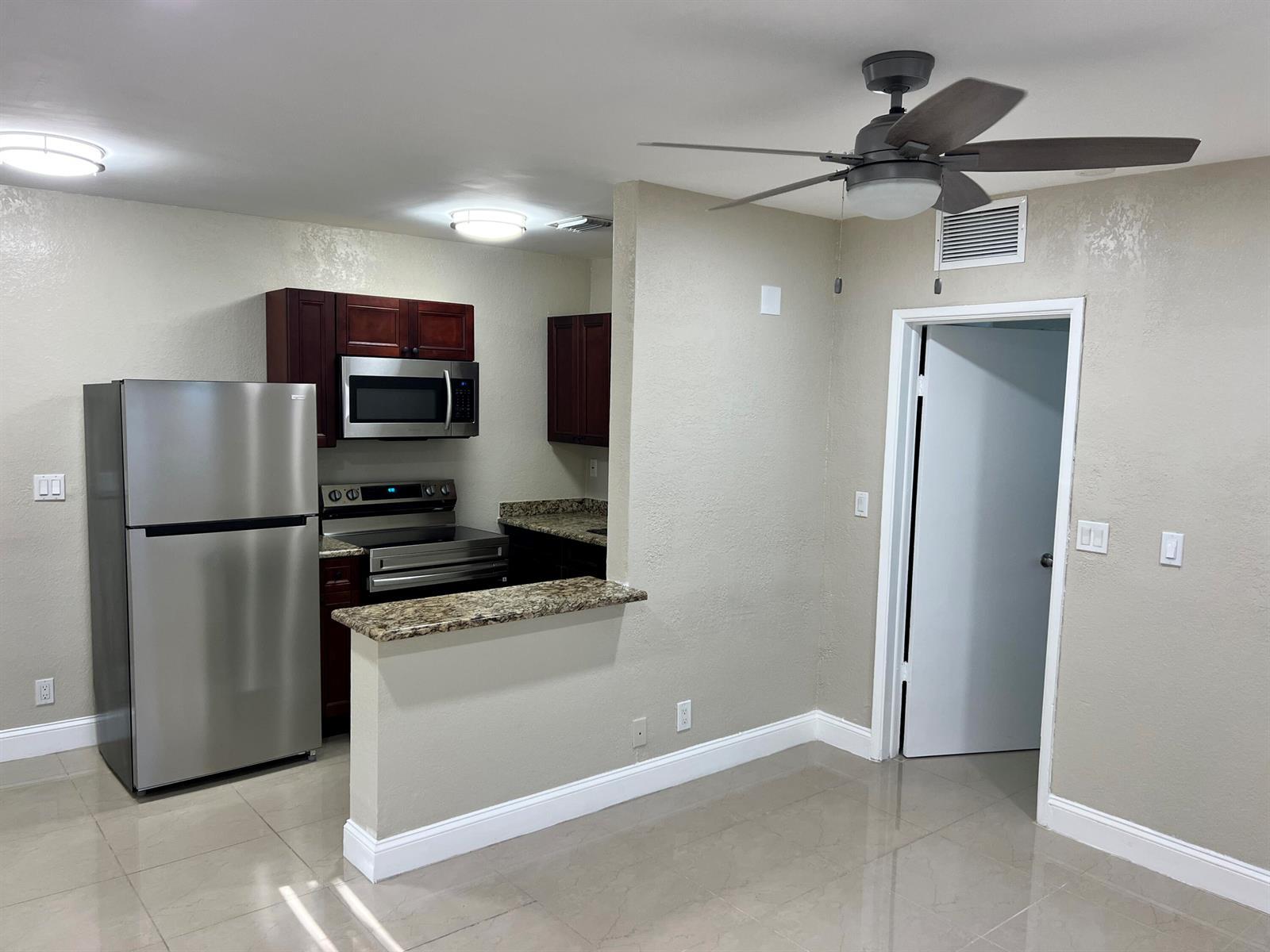 1105 NE 15th Street, Fort Lauderdale FL 33304