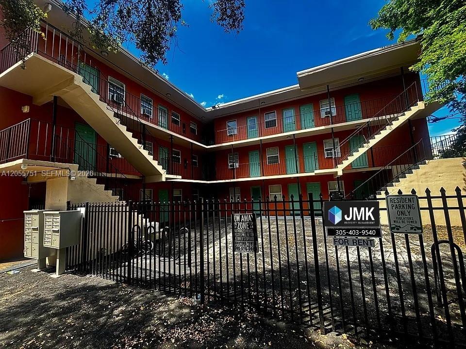 3669 Thomas Ave # 16, Miami FL 33133