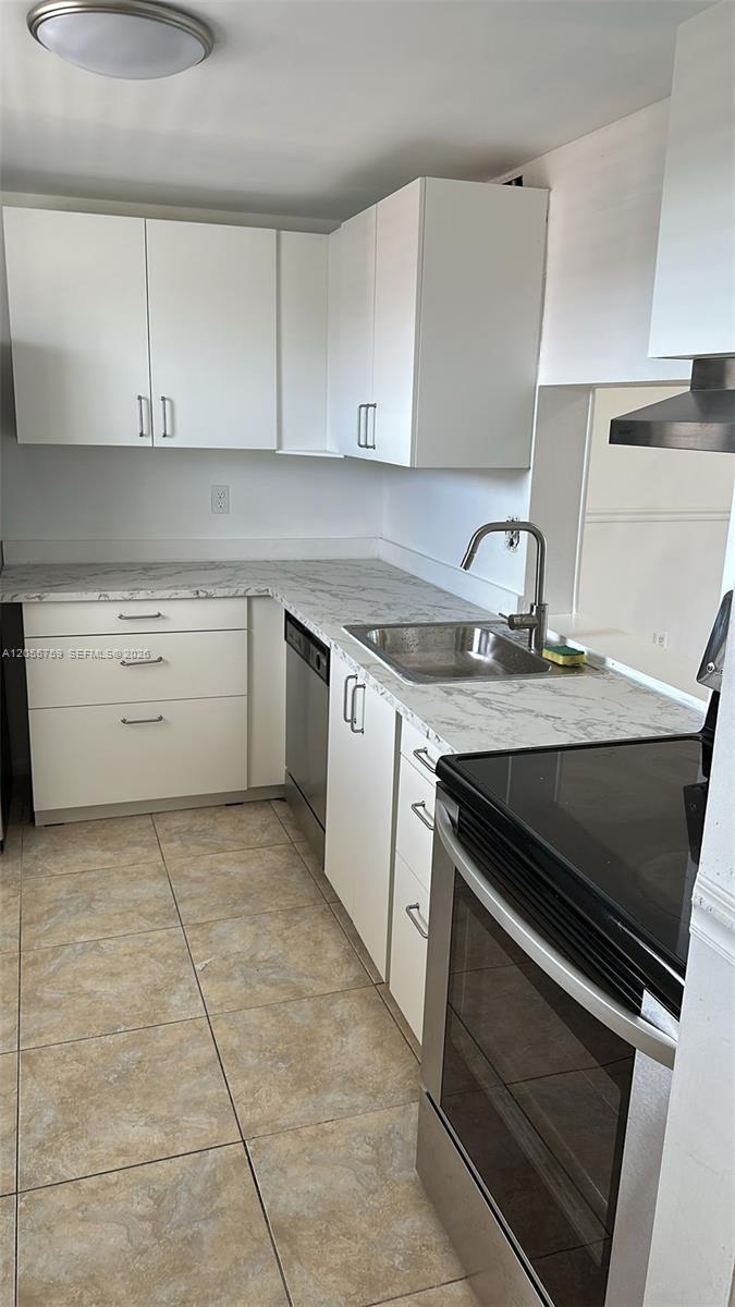 2800 NW 56th Ave # B403, Lauderhill FL 33313