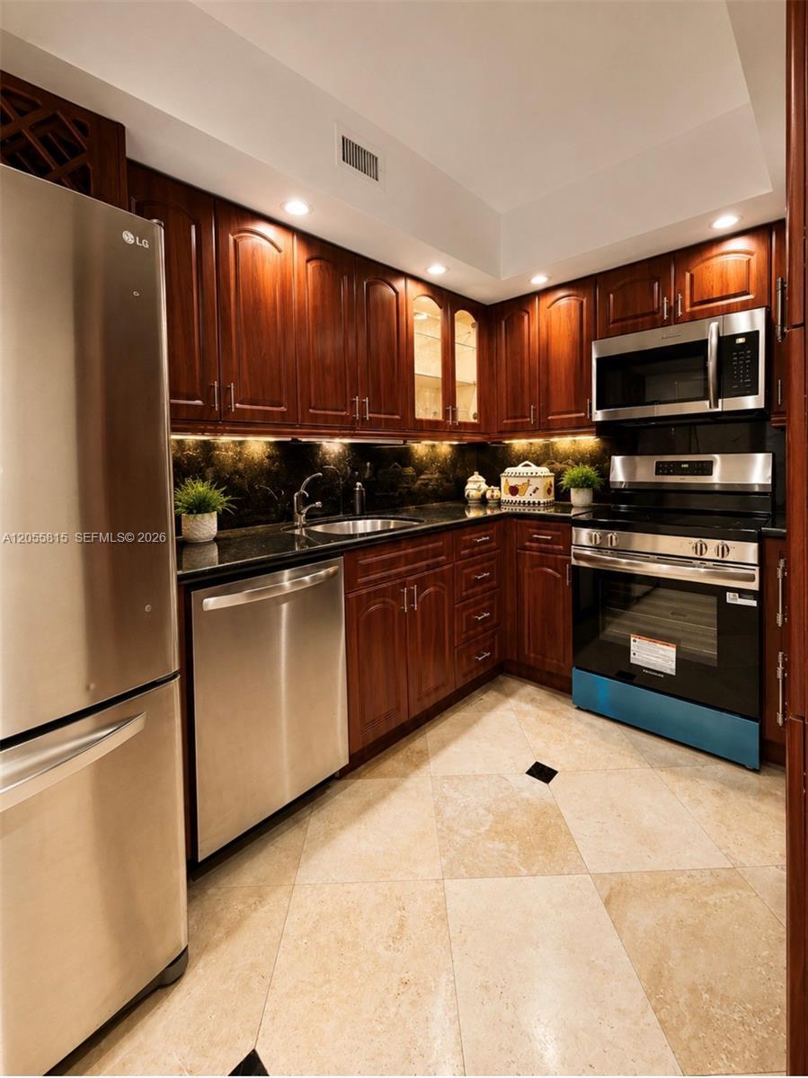 1985 S Ocean Dr # 20A, Hallandale Beach FL 33009
