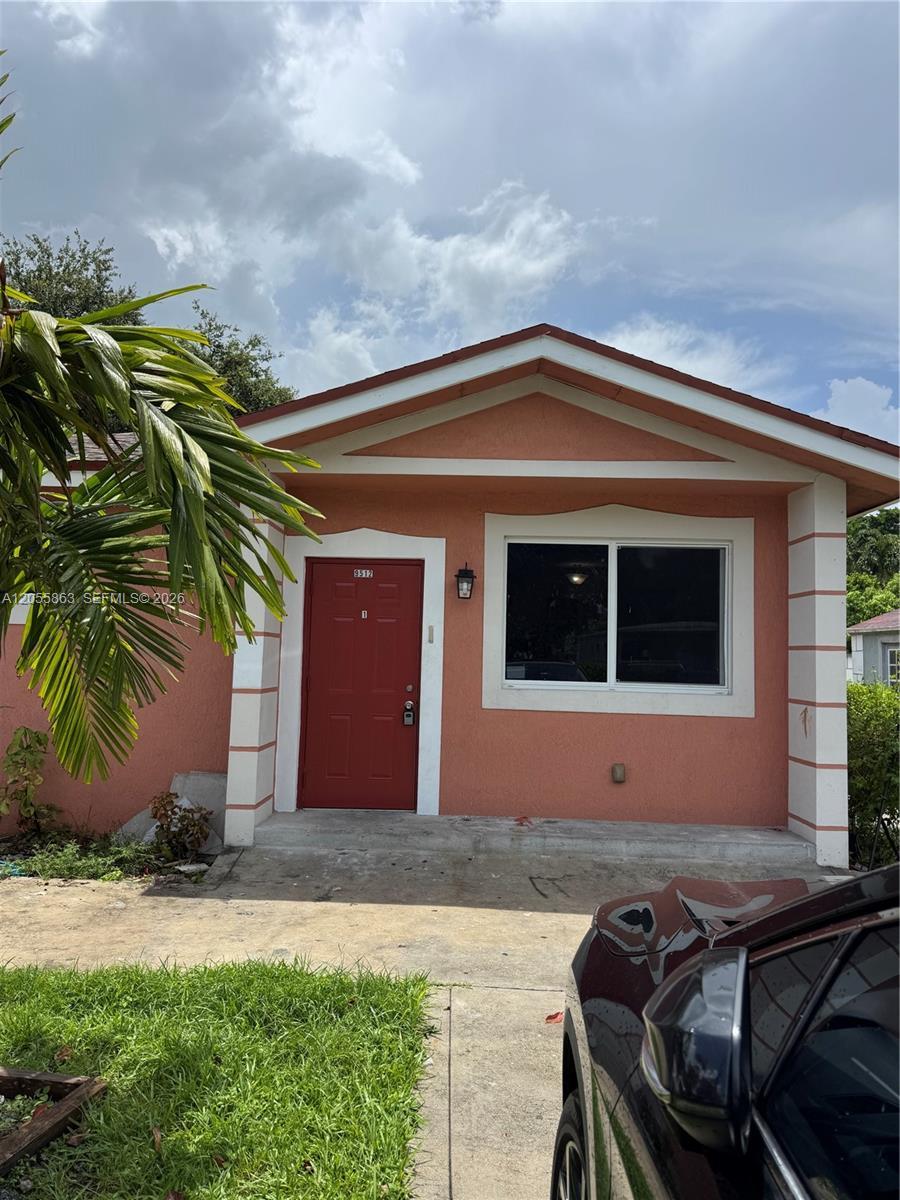 9512 NW 4th Ave # 1, Miami FL 33150