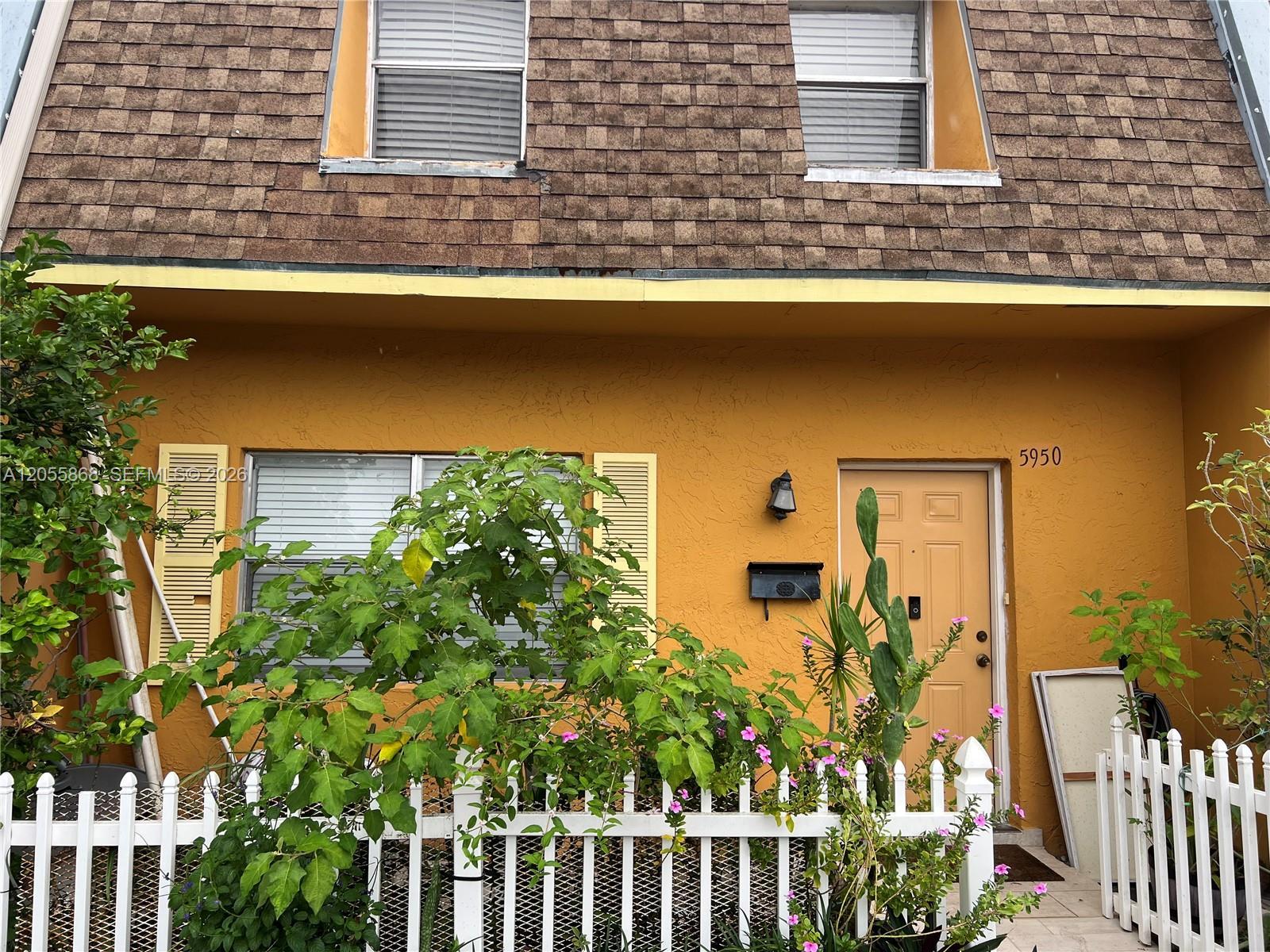 5950 NW 29th Pl # 109, Sunrise FL 33313