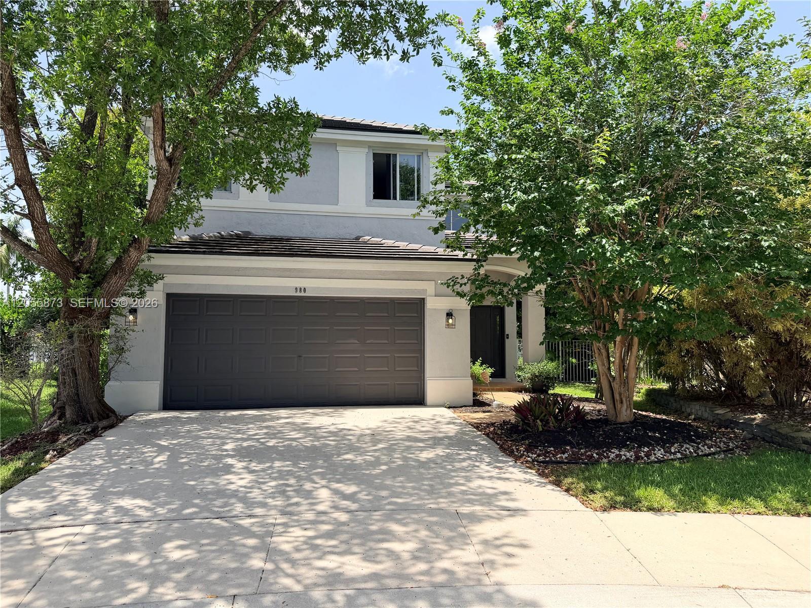 980 Golden Cane Dr, Weston FL 33327