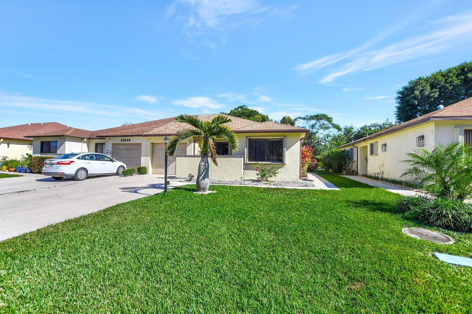 20936 Concord Green Drive E, Boca Raton FL 33433