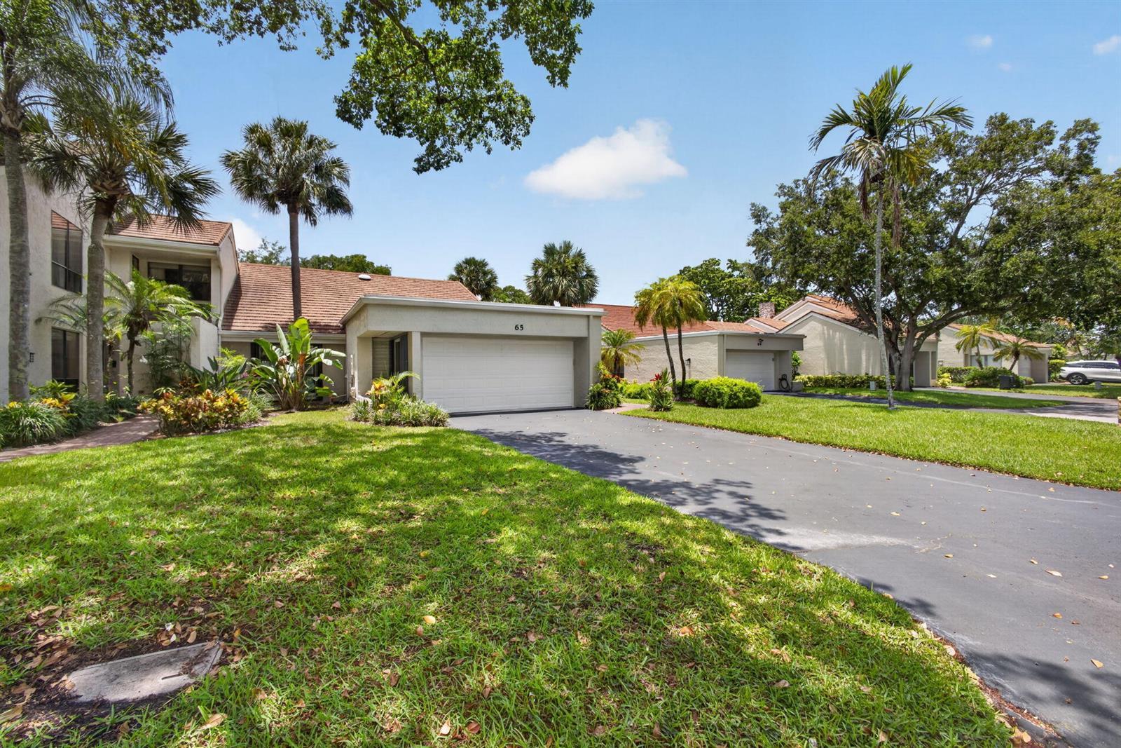 65 Balfour Road E, Palm Beach Gardens FL 33418