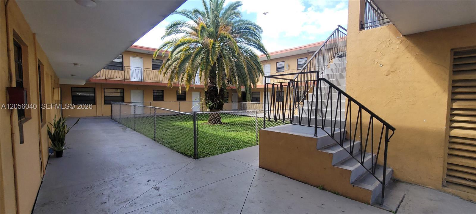 34 E 21st St # 19, Hialeah FL 33010