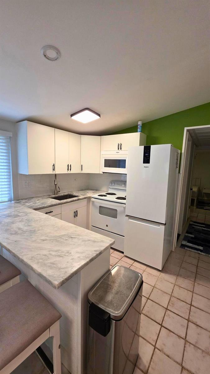 1716 NE 17TH Way, Fort Lauderdale FL 33305