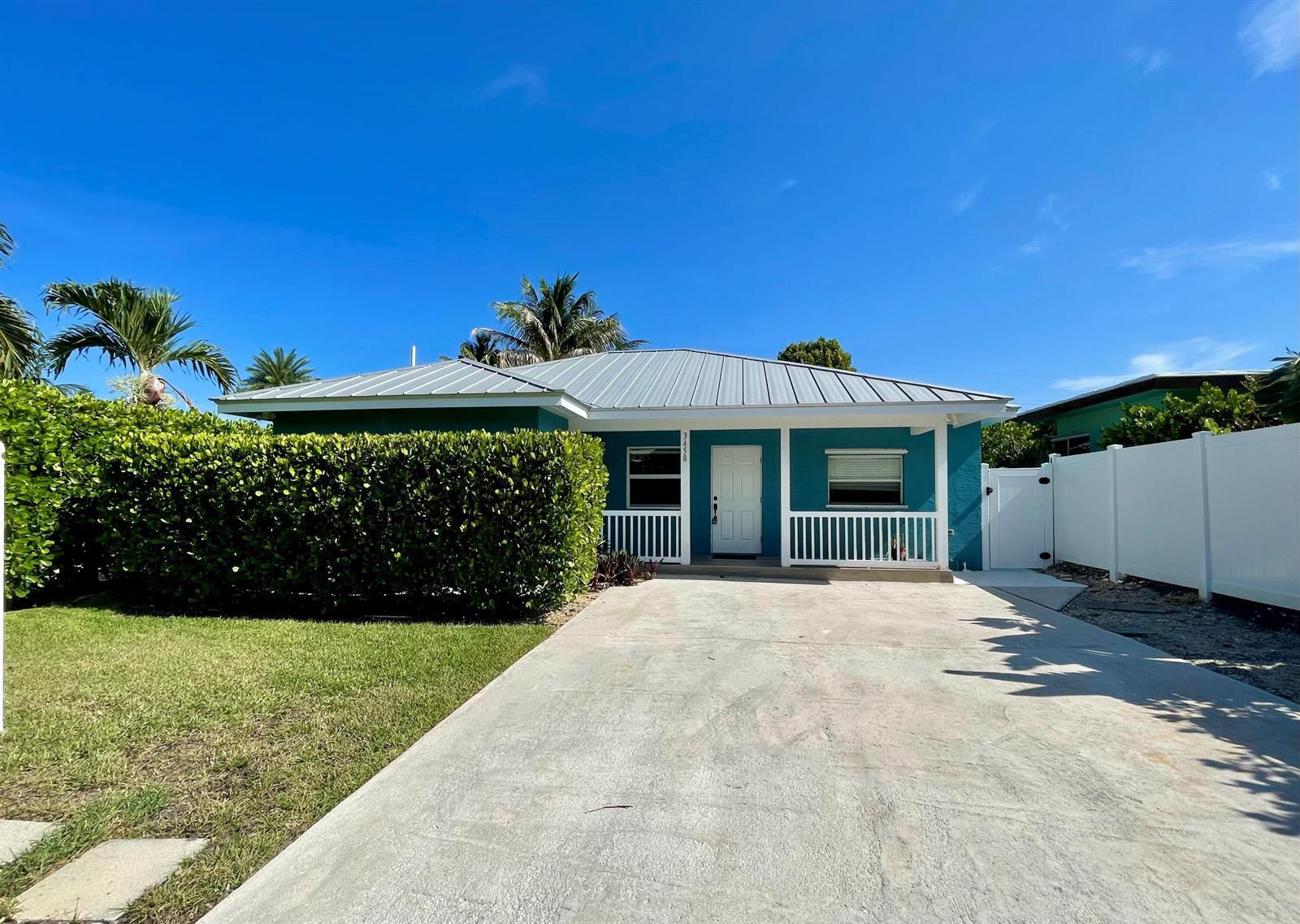 3458 Canal Court, Jupiter FL 33469