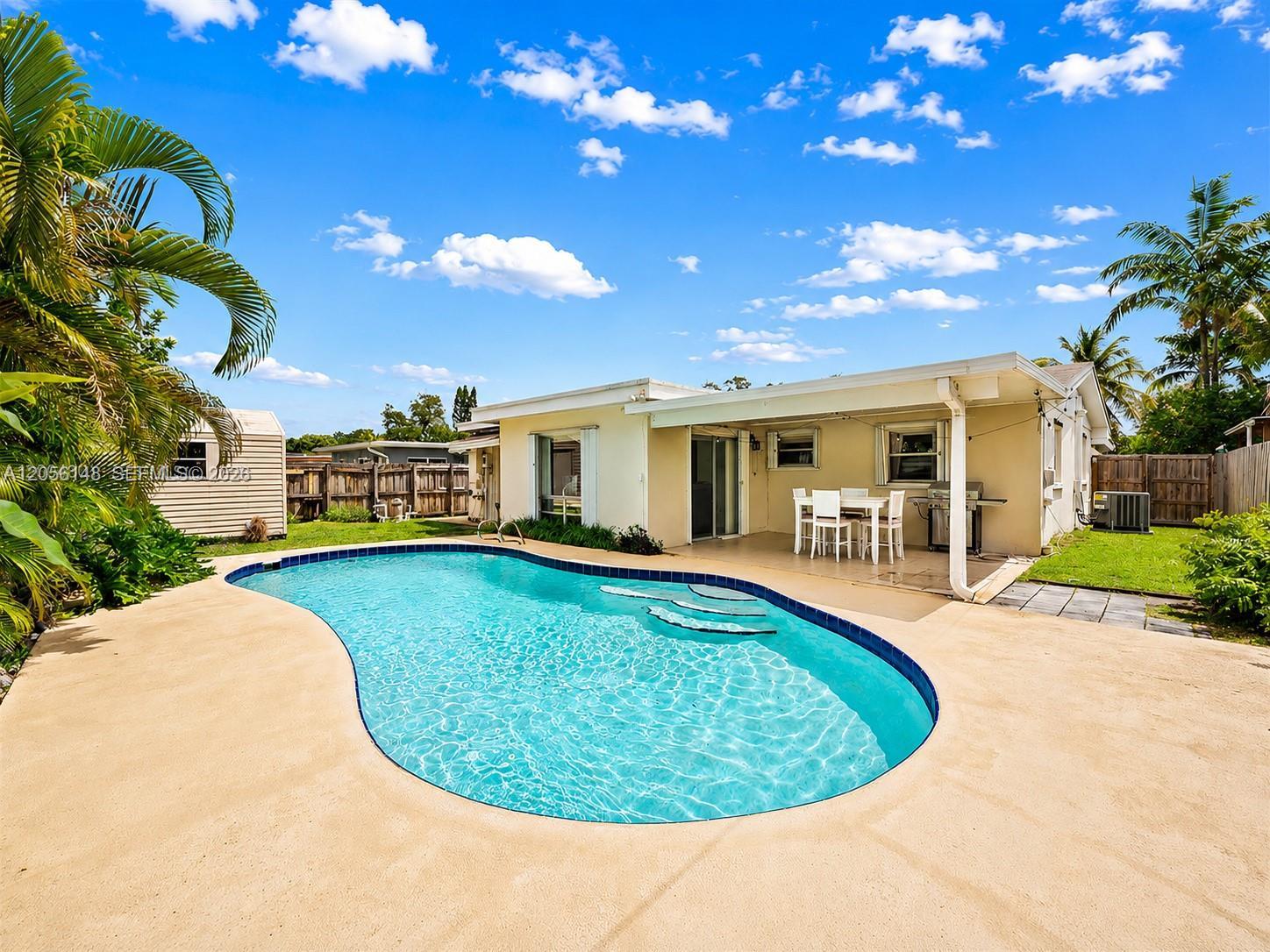 2210 N 57th Way # 2210, Hollywood FL 33021