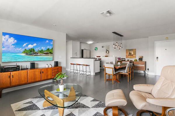 9 NE 19th Court # C216, Wilton Manors FL 33305