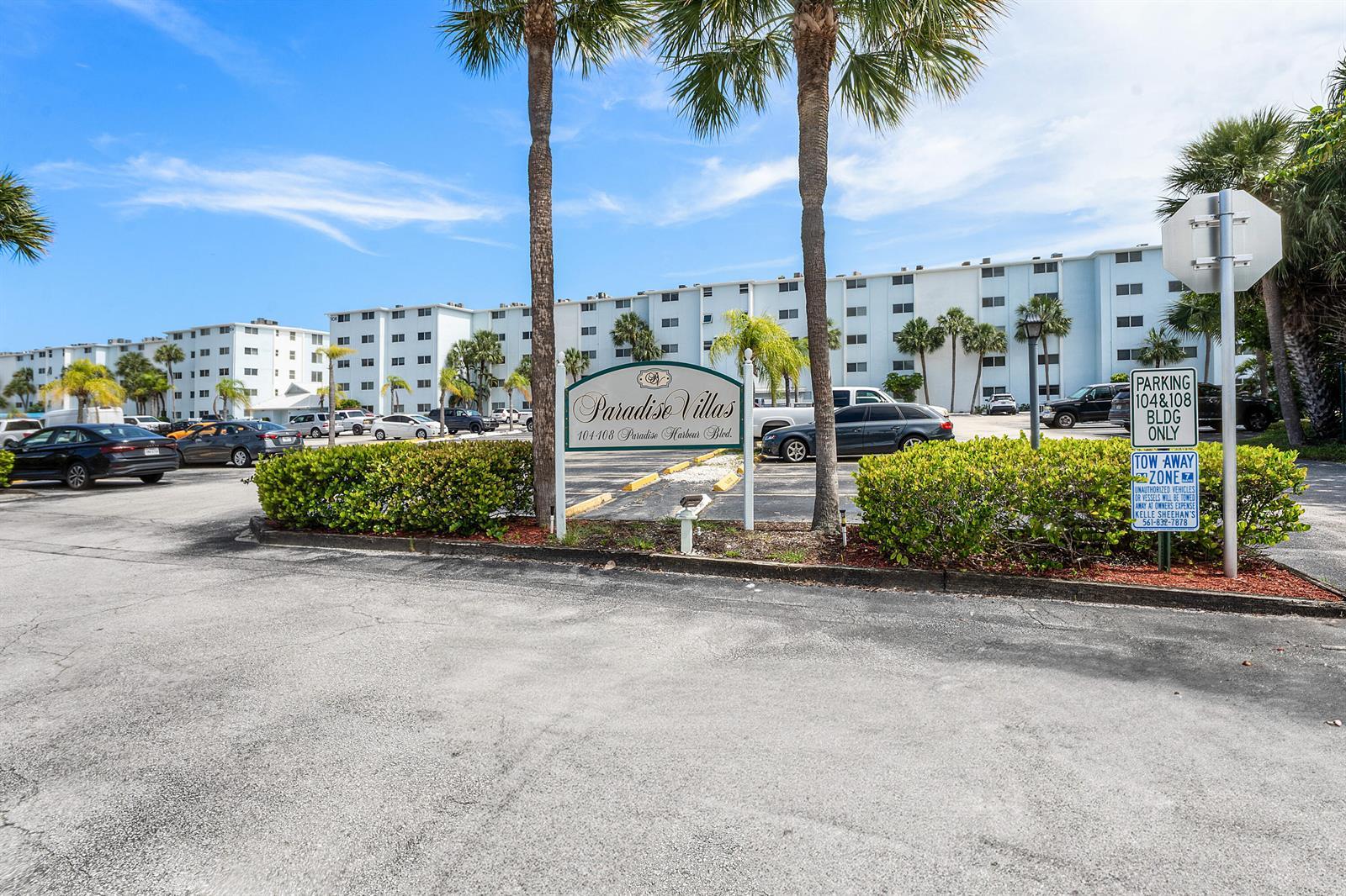 108 Paradise Harbour Boulevard # 107, North Palm Beach FL 33408