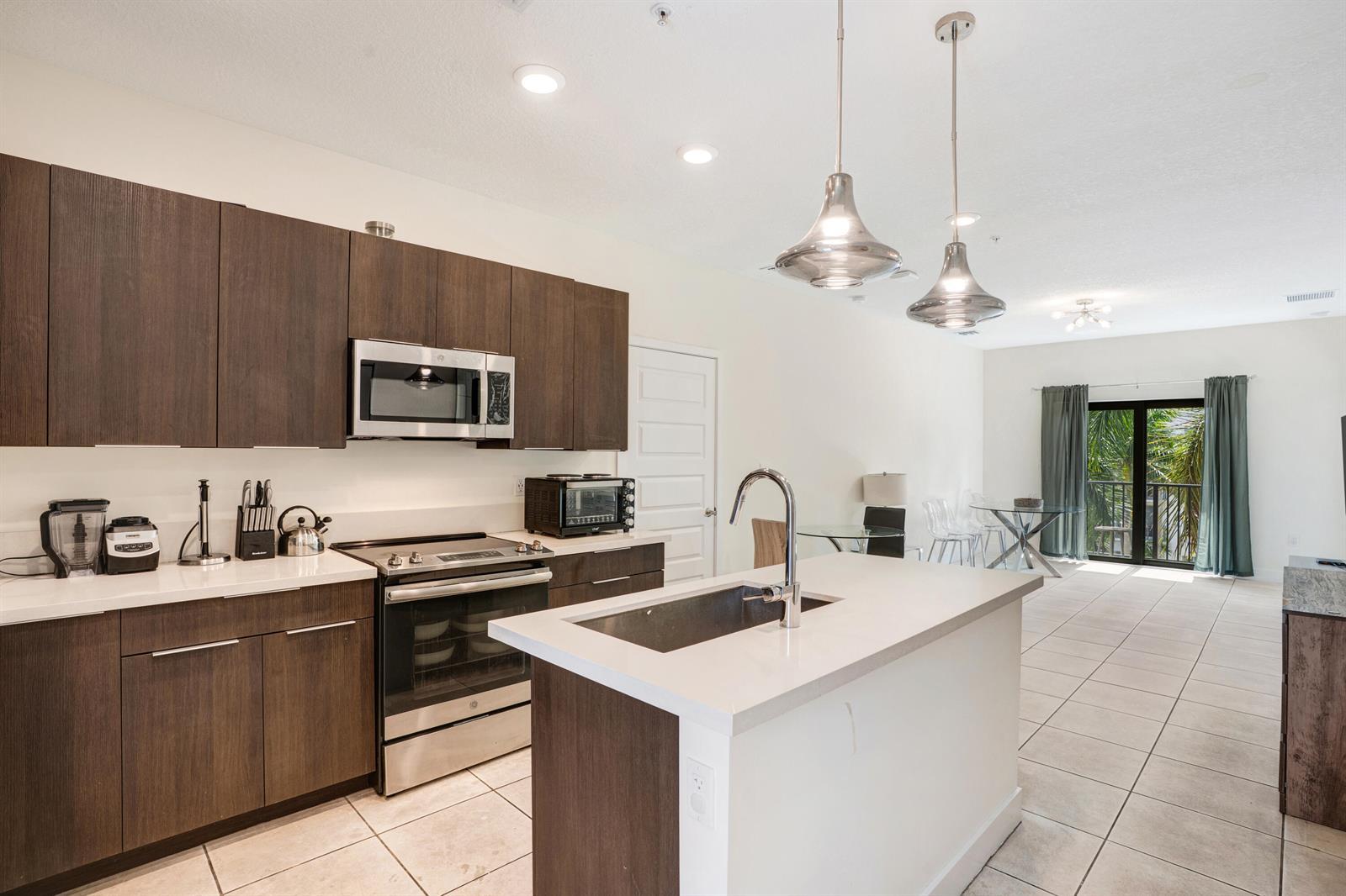 4725 NW 85th Avenue # 43, Doral FL 33166