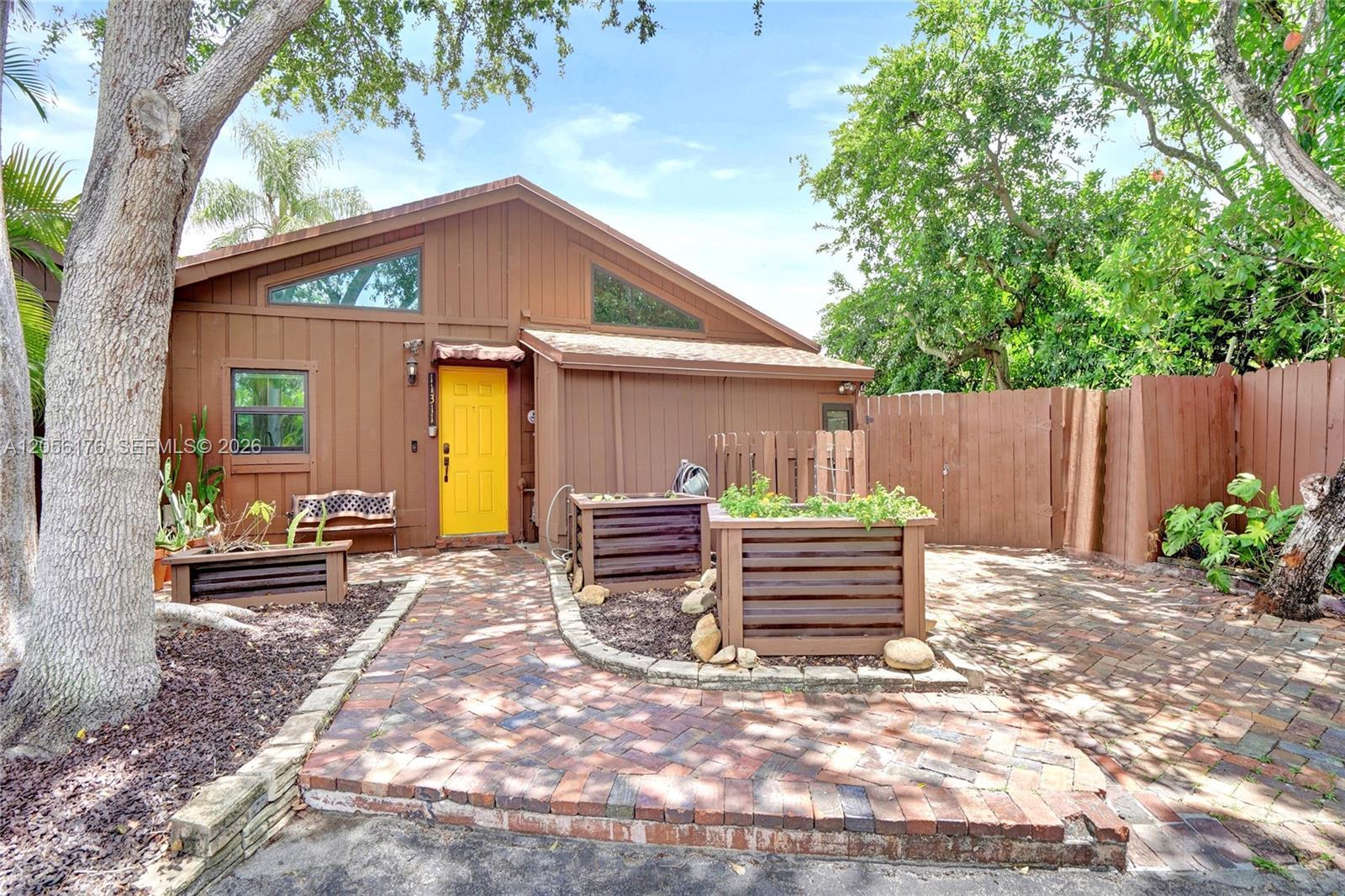 11311 SW 114th Cir Ter, Miami FL 33176