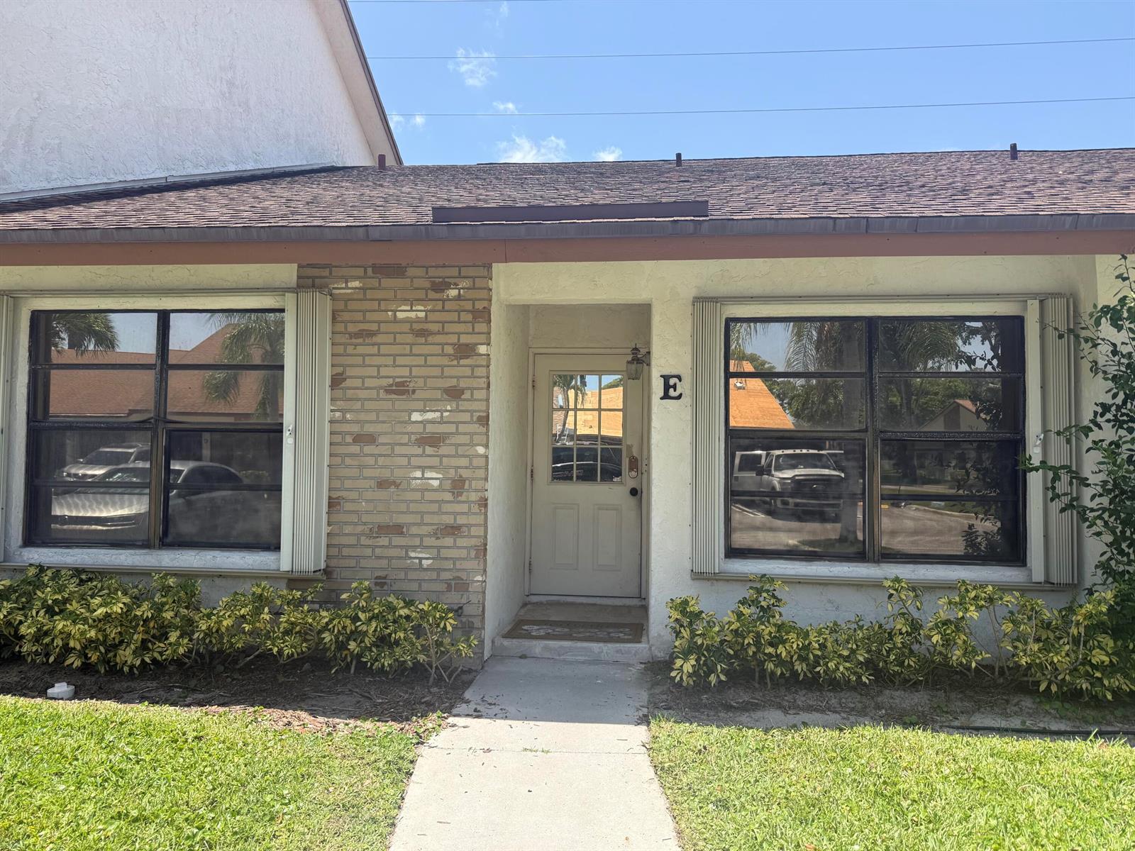 1200 Parkside Green Drive, FL 33415