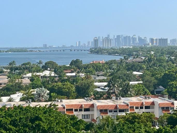 1000 Quayside Ter # 1104, Miami FL 33138