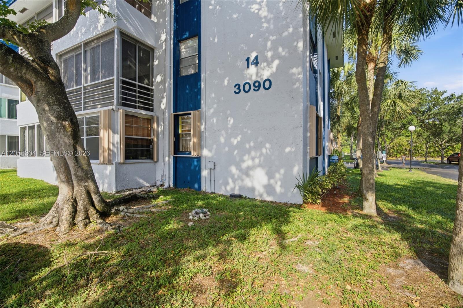 3090 Holiday Springs Blvd # 204, Margate FL 33063