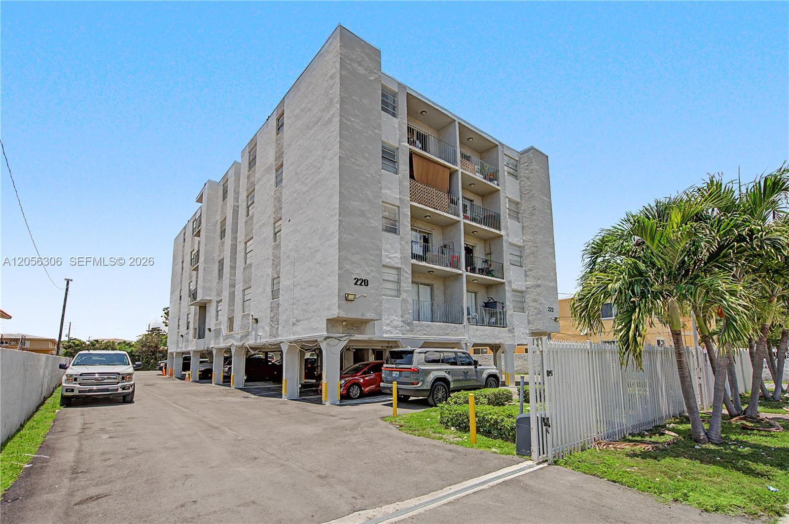 220 SW 17th Ct # 54, Miami FL 33135