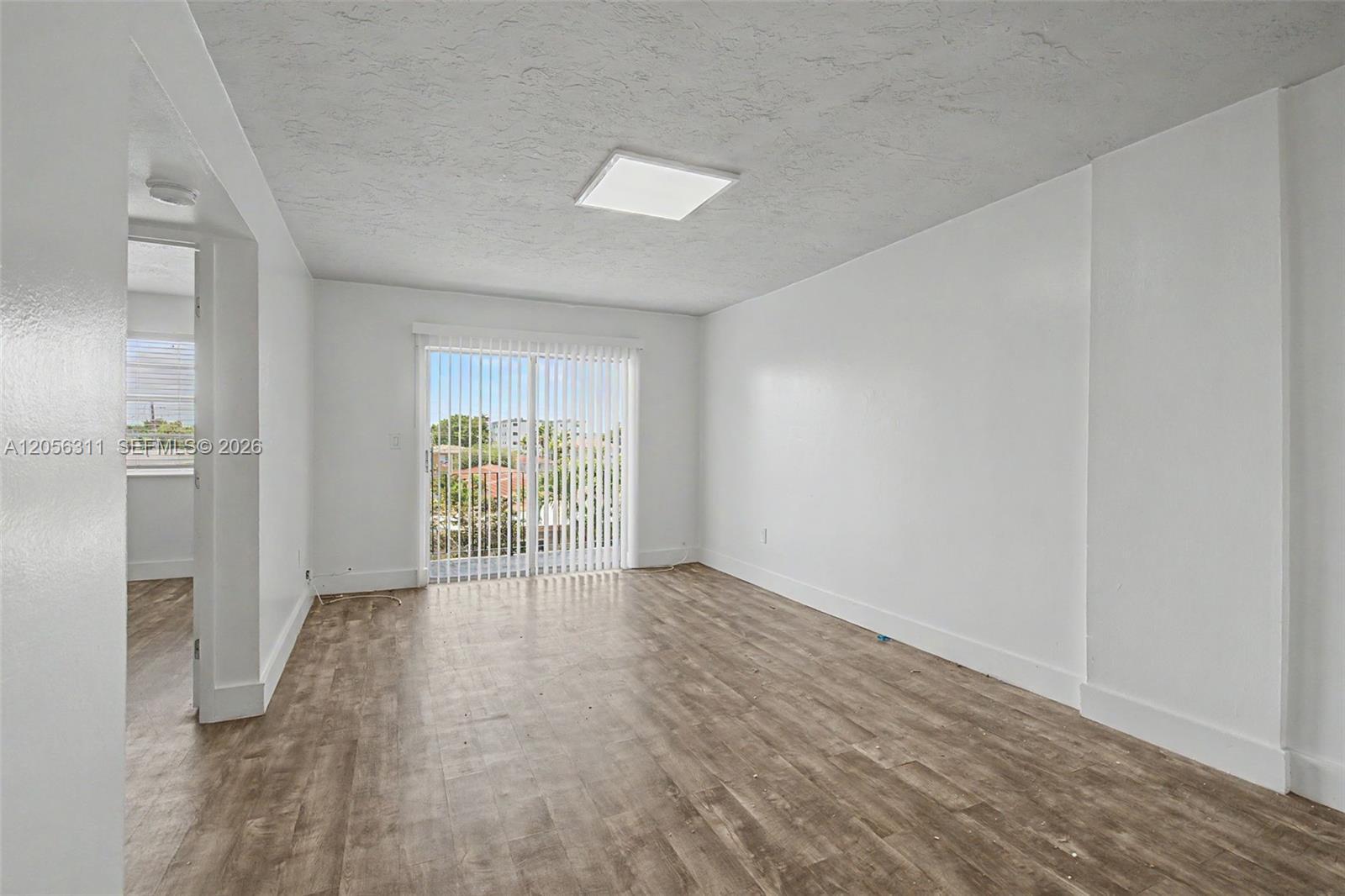 220 SW 17th Ct # 43, Miami FL 33135