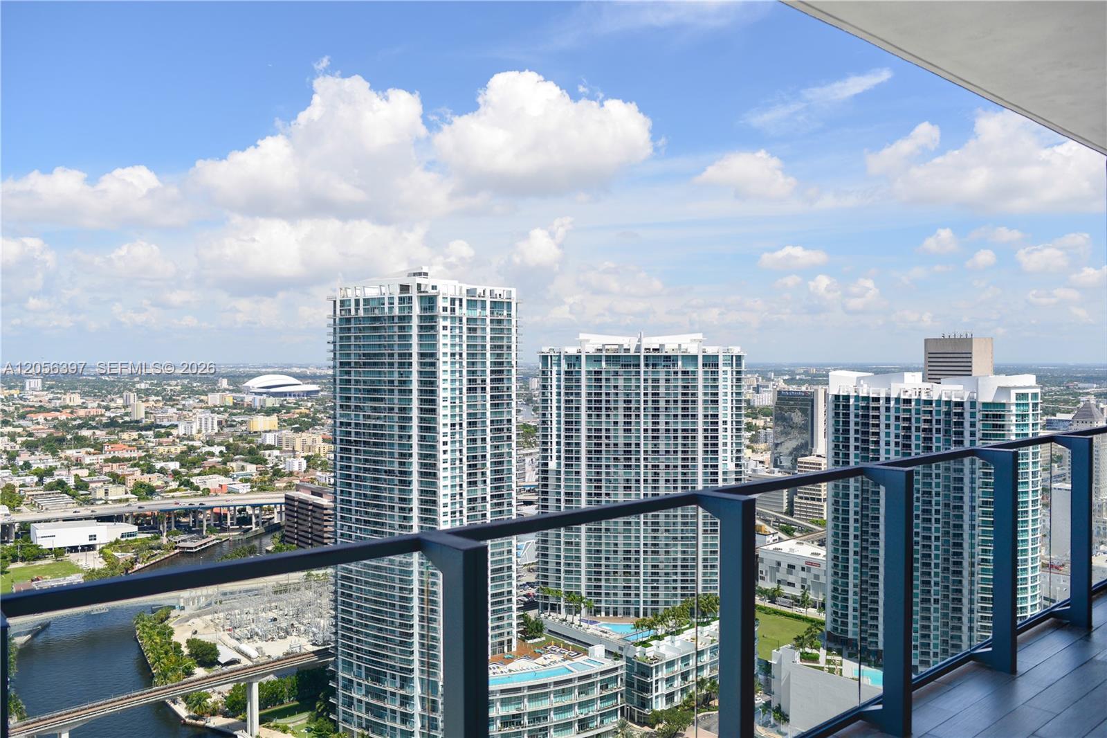 68 SE 6th St # 3908, Miami FL 33130