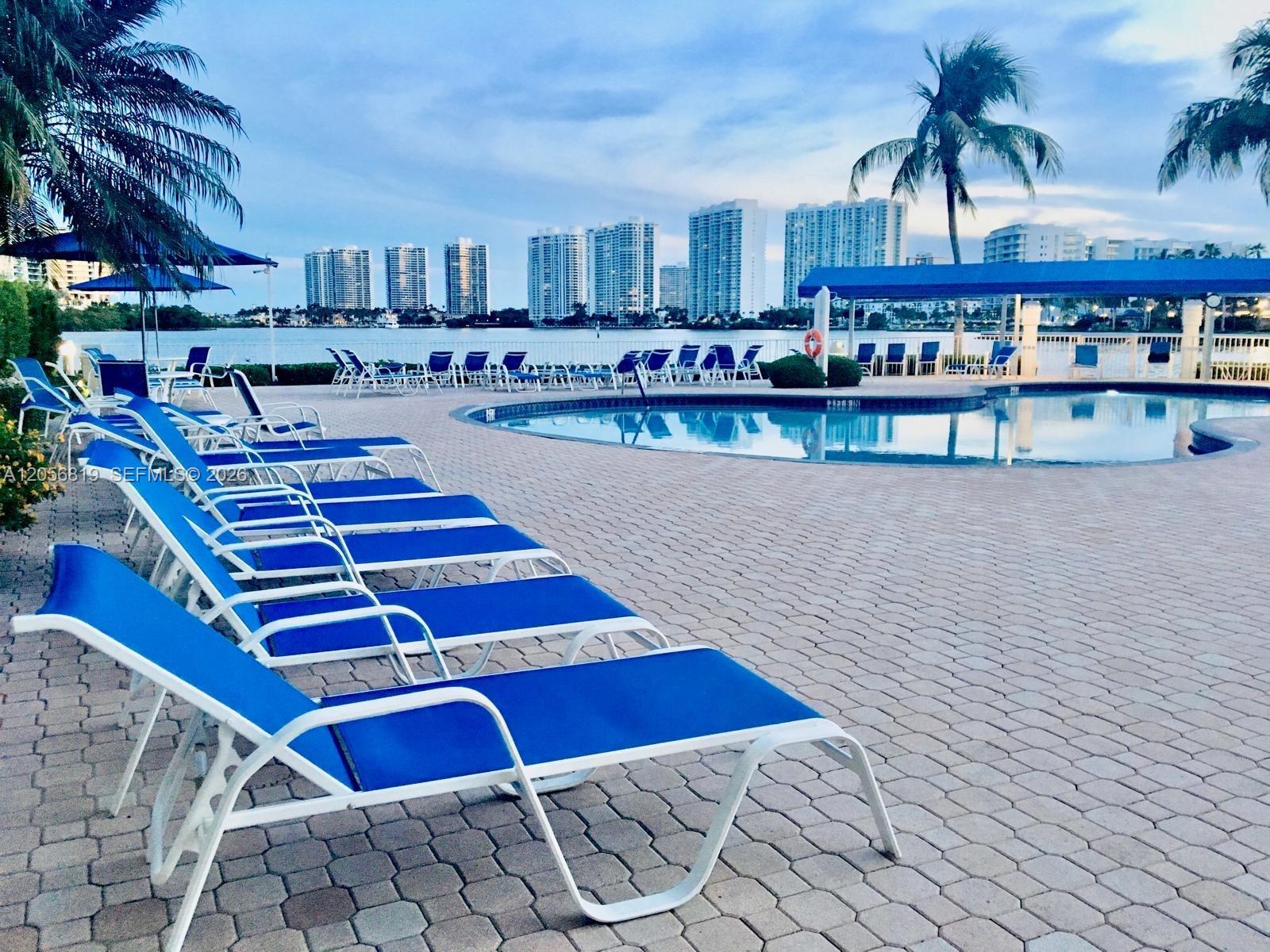 3530 Mystic Pointe Dr # 1208, Aventura FL 33180