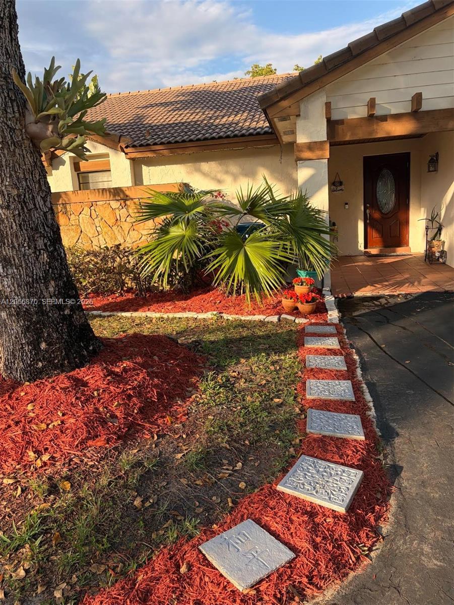 2136 Austin, Weston FL 33326