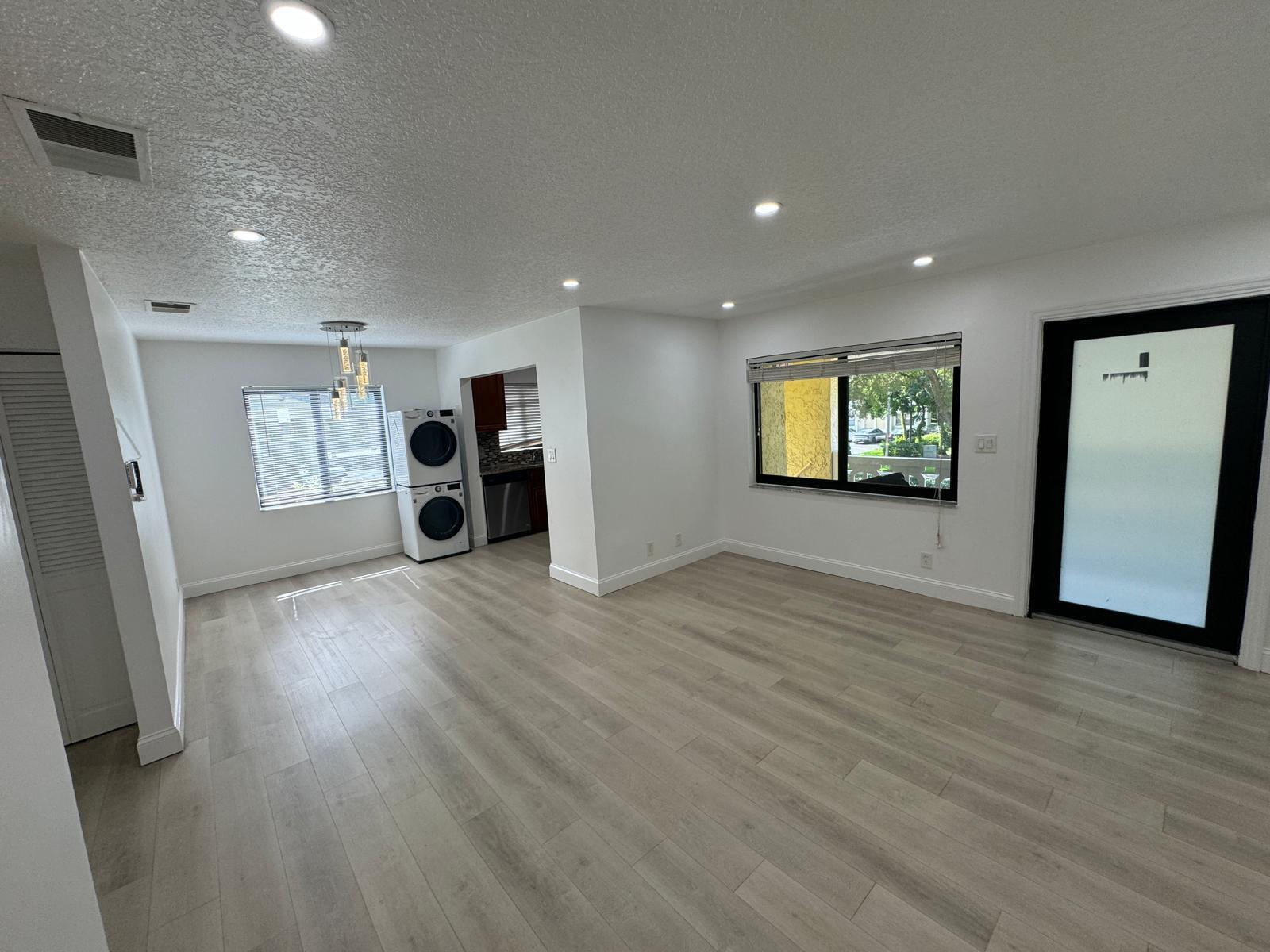 11660 NW 45TH Street # 4, Coral Springs FL 33065
