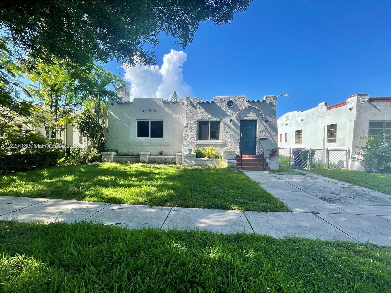 1520 SW 10th St, Miami FL 33135