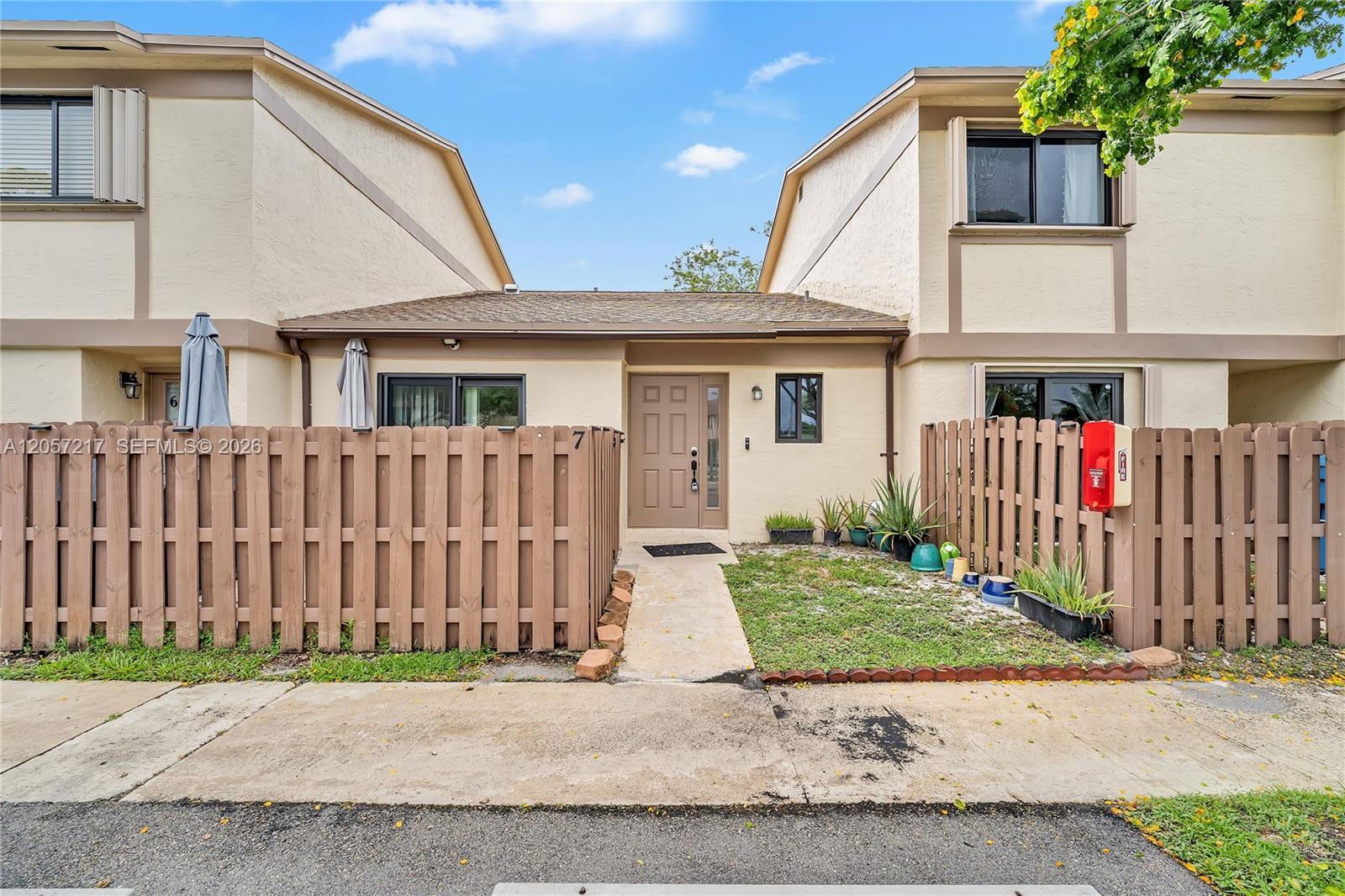 2950 NW 106th Ave # 7, Sunrise FL 33322