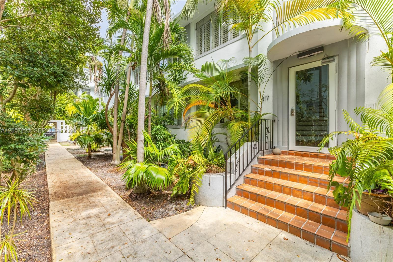 817 Lenox Ave # 6, Miami Beach FL 33139