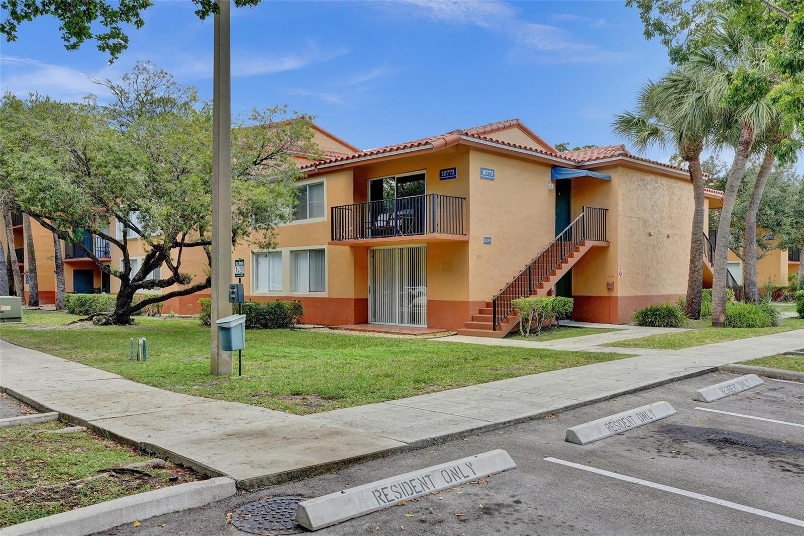 10773 CLEARY Boulevard # 111, Plantation FL 33324