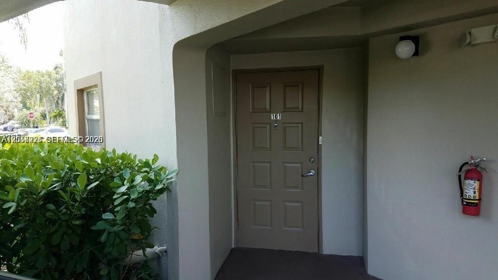 550 SW 137th Ave # 101L, Pembroke Pines FL 33027