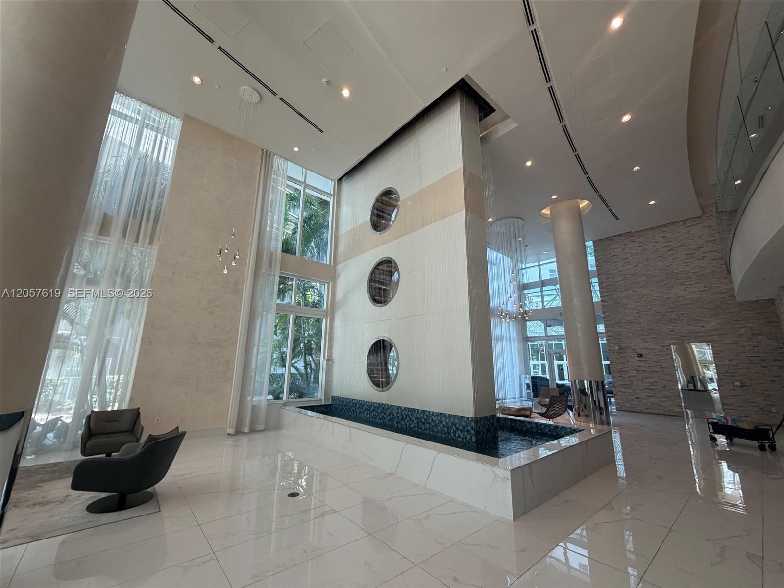 41 SE 5th St # 404, Miami FL 33131