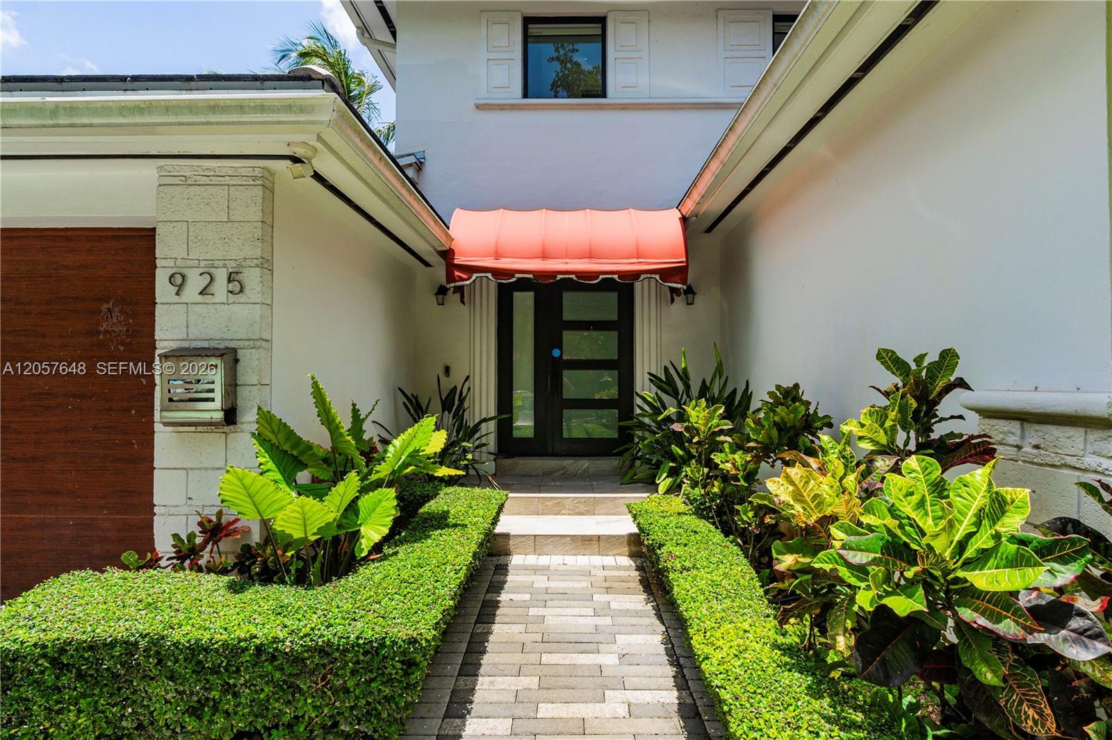 925 Algaringo Ave, Coral Gables FL 33134